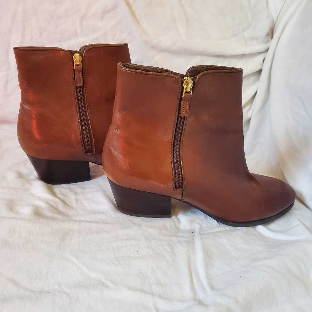 Franco Sarto 10M Brown ankle boots